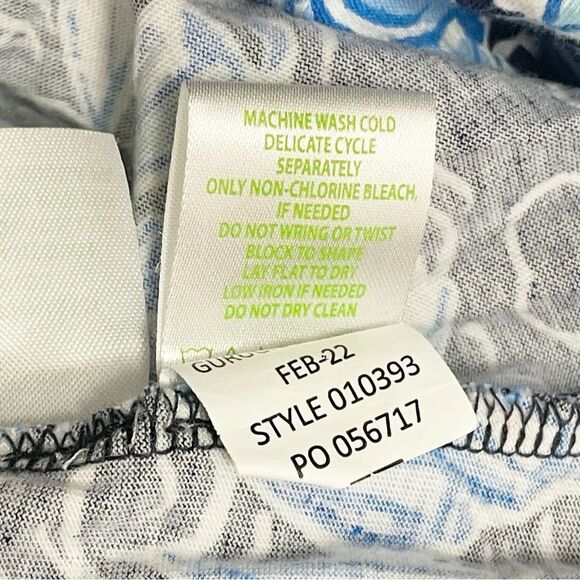 Lilly Pulitzer Loro Romper Skort Size Medium in Low Tide Navy Sails & Stripes - Picture 12 of 13